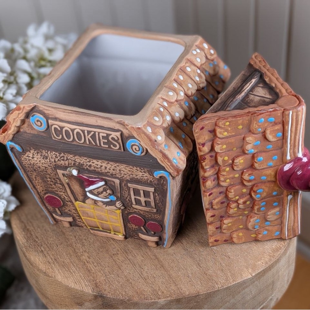 Gingerbread House Cookie Jar Ceramic Folk Art Whimsical Kitsch Decor - Picture 2 of 6